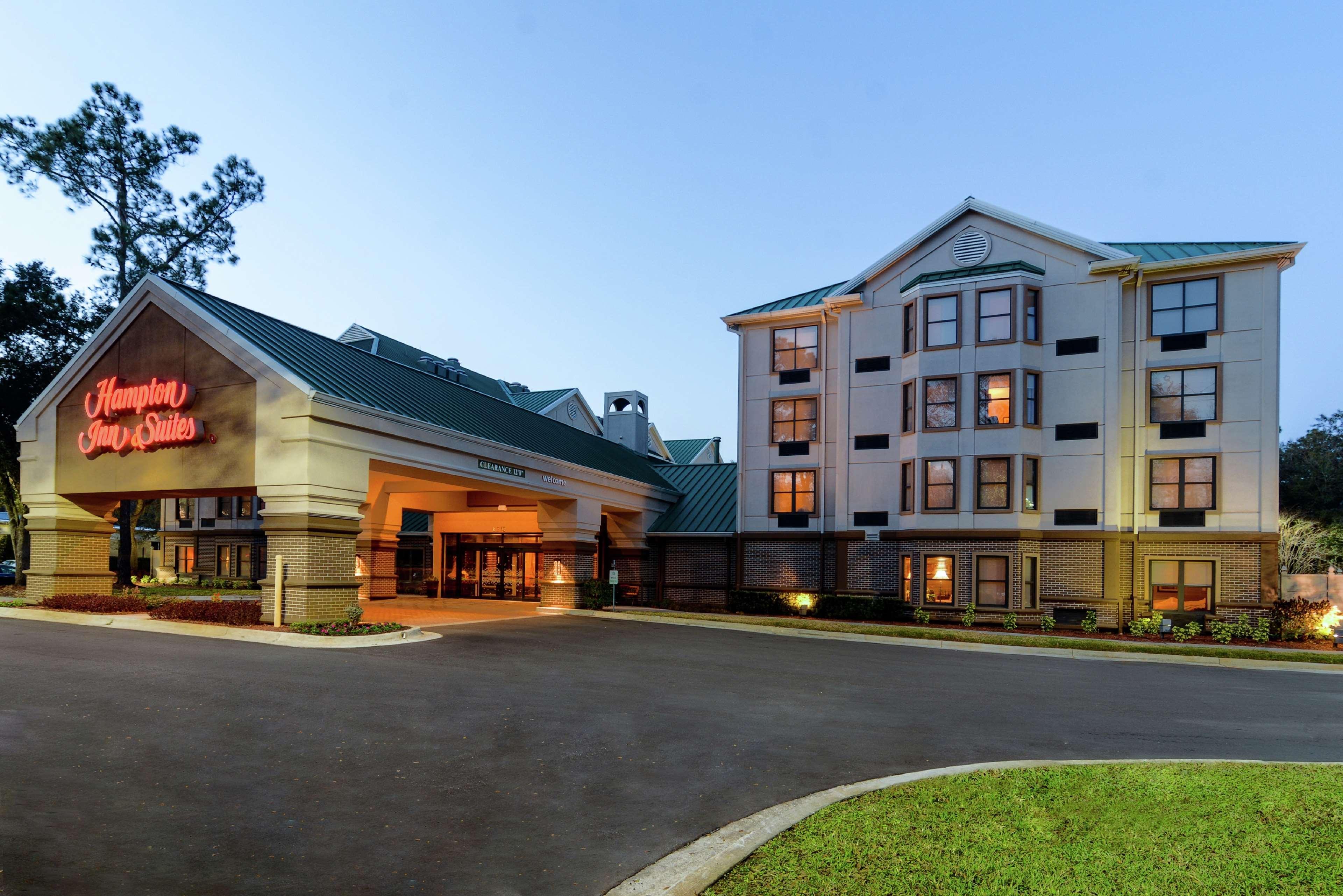 Hampton Inn & Suites Tampa-North Exterior foto